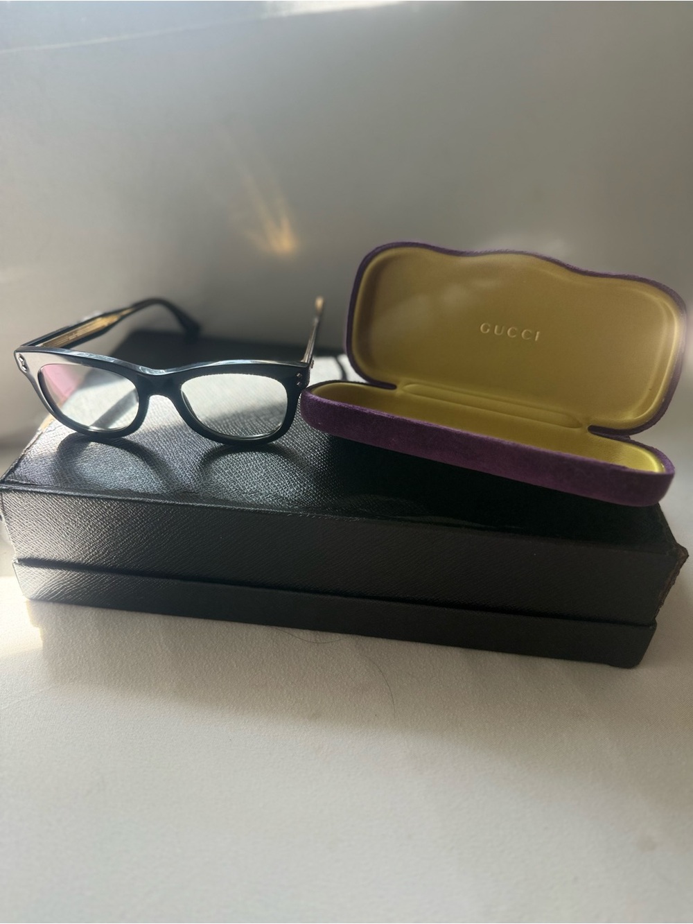 Gucci Black Cat-Eye Glasses with Purple Velvet Case